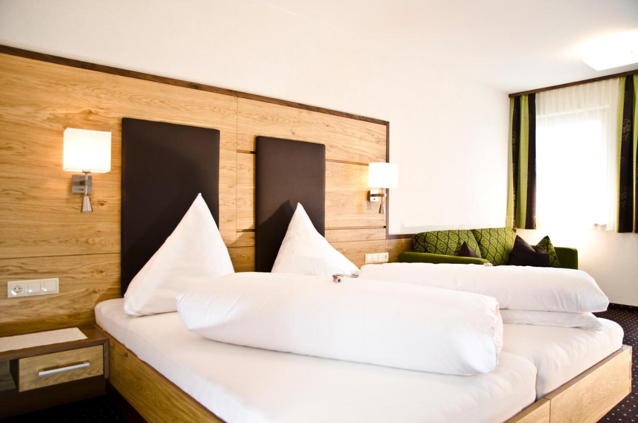 Hotel Garni Arosa Ischgl Kamer foto