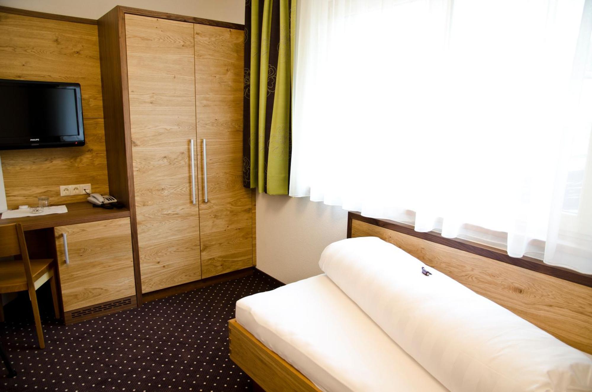 Hotel Garni Arosa Ischgl Buitenkant foto